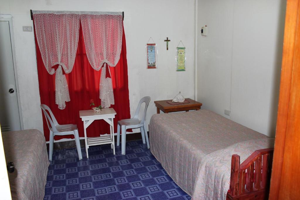 Villa Limpia Beach Resort Bohol Room photo